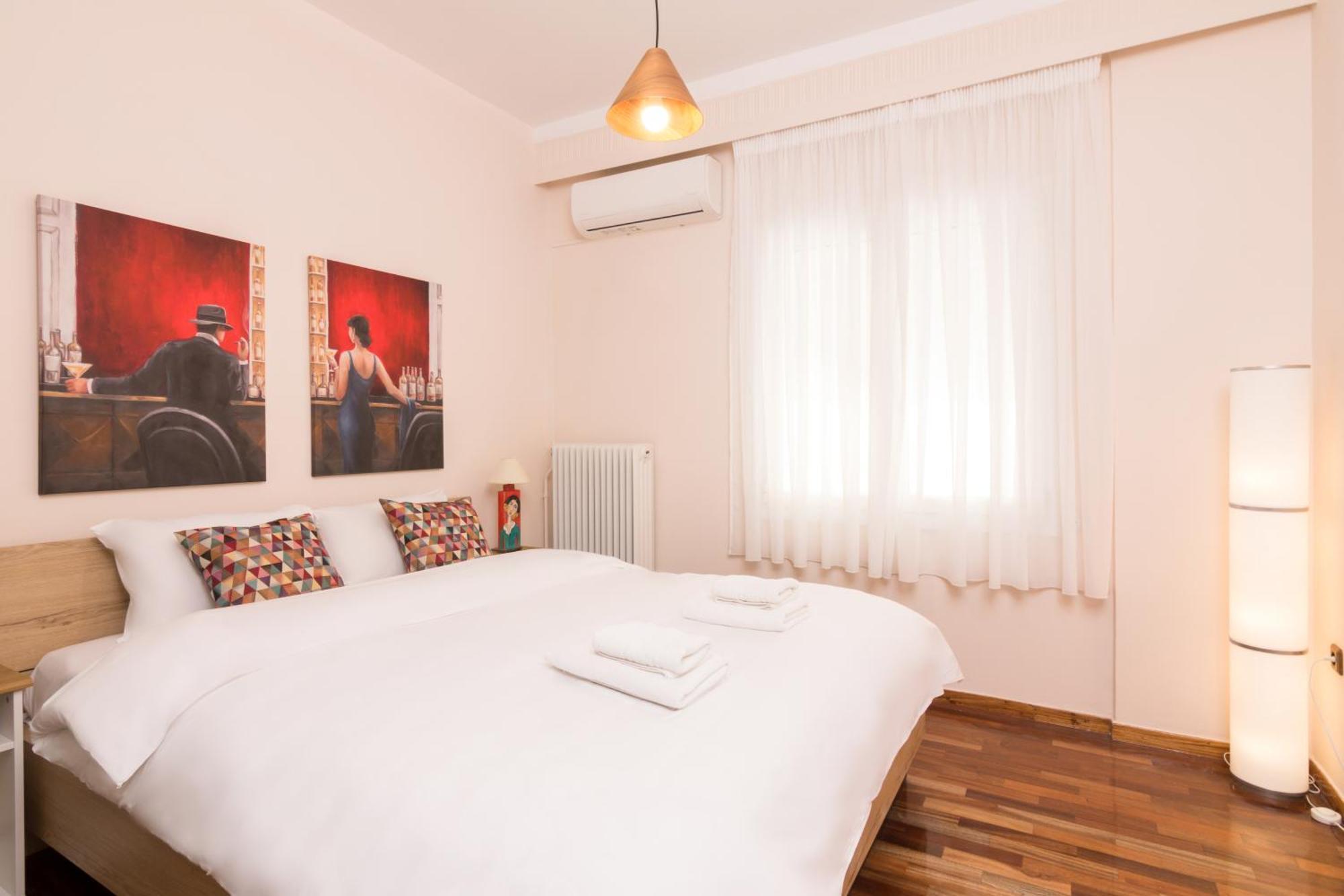 Three Bedrooms Apt In Kallithea Афины Экстерьер фото